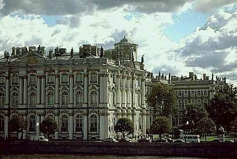  29 Zimnij dvorec (Winter palace)                            