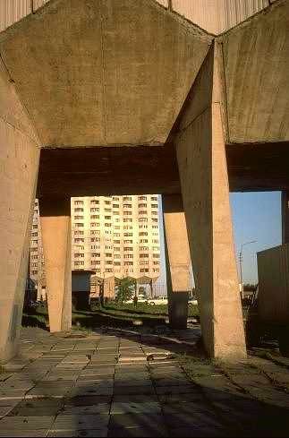   95 Novosmolenskaya nab.                                     